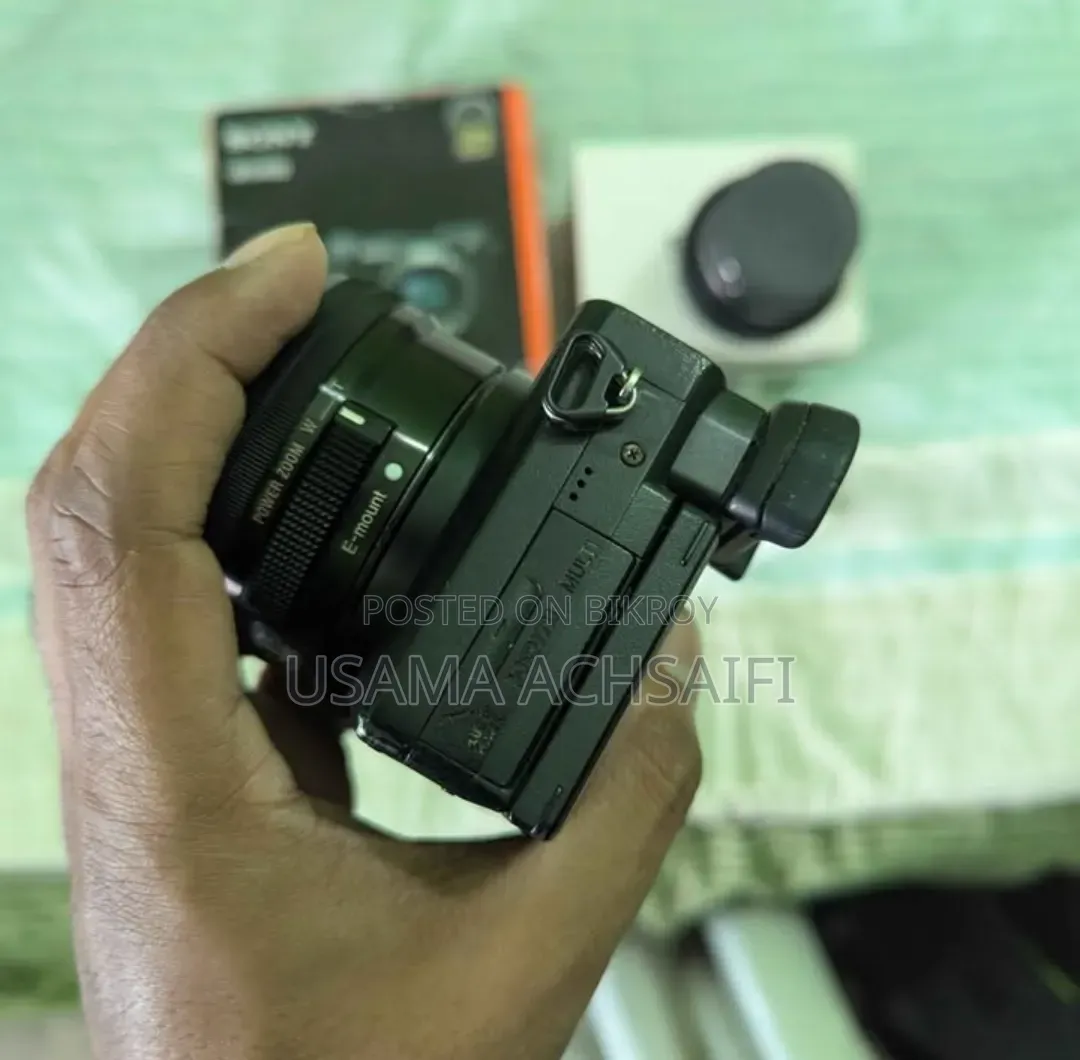 Sony A6400 for sale Shutter 12,000 has not been reached