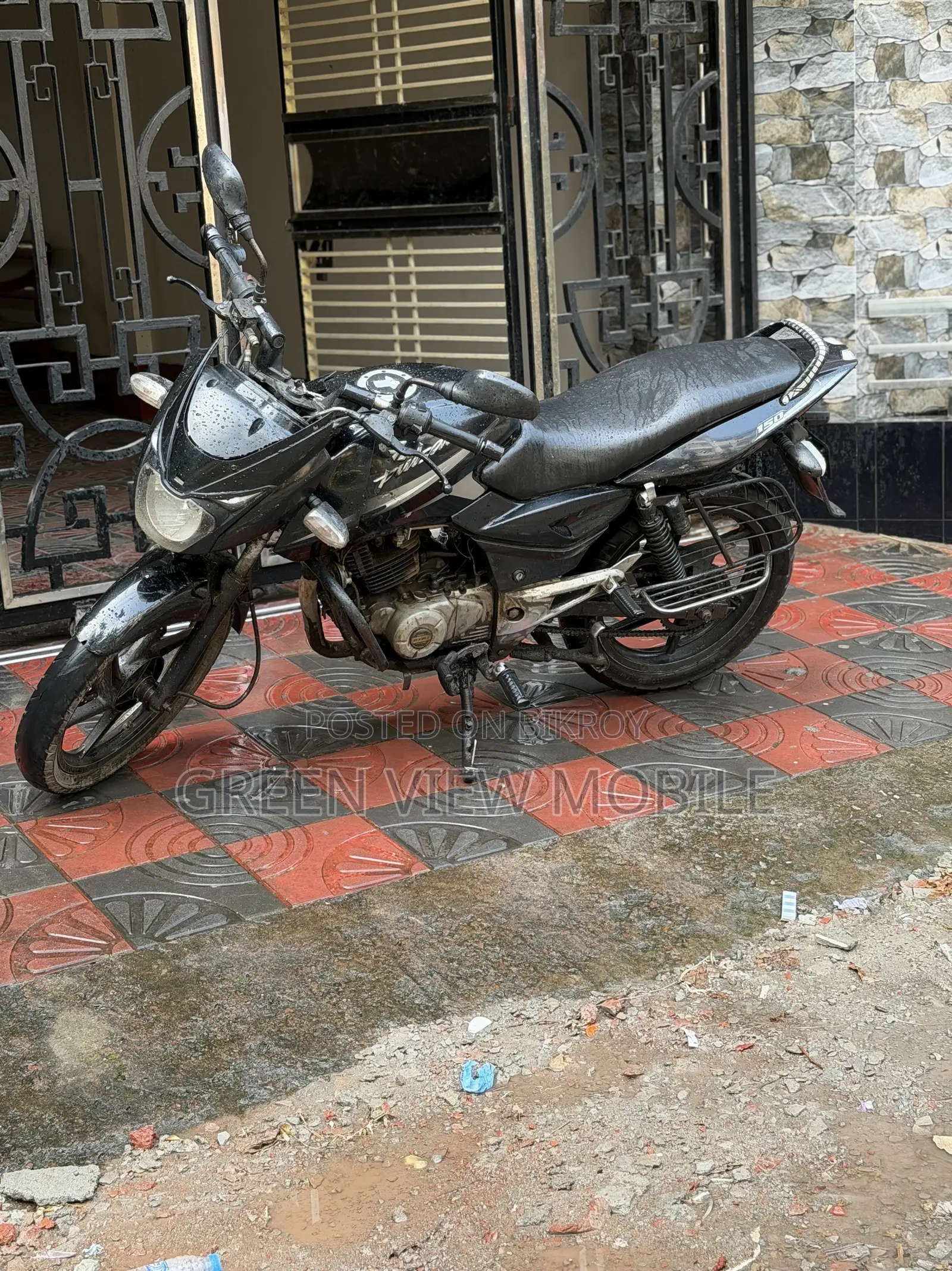 বাজাজ পালসার ১৫০ ২০১২ কালো