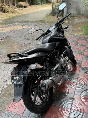 বাজাজ পালসার ১৫০ ২০১২ কালো