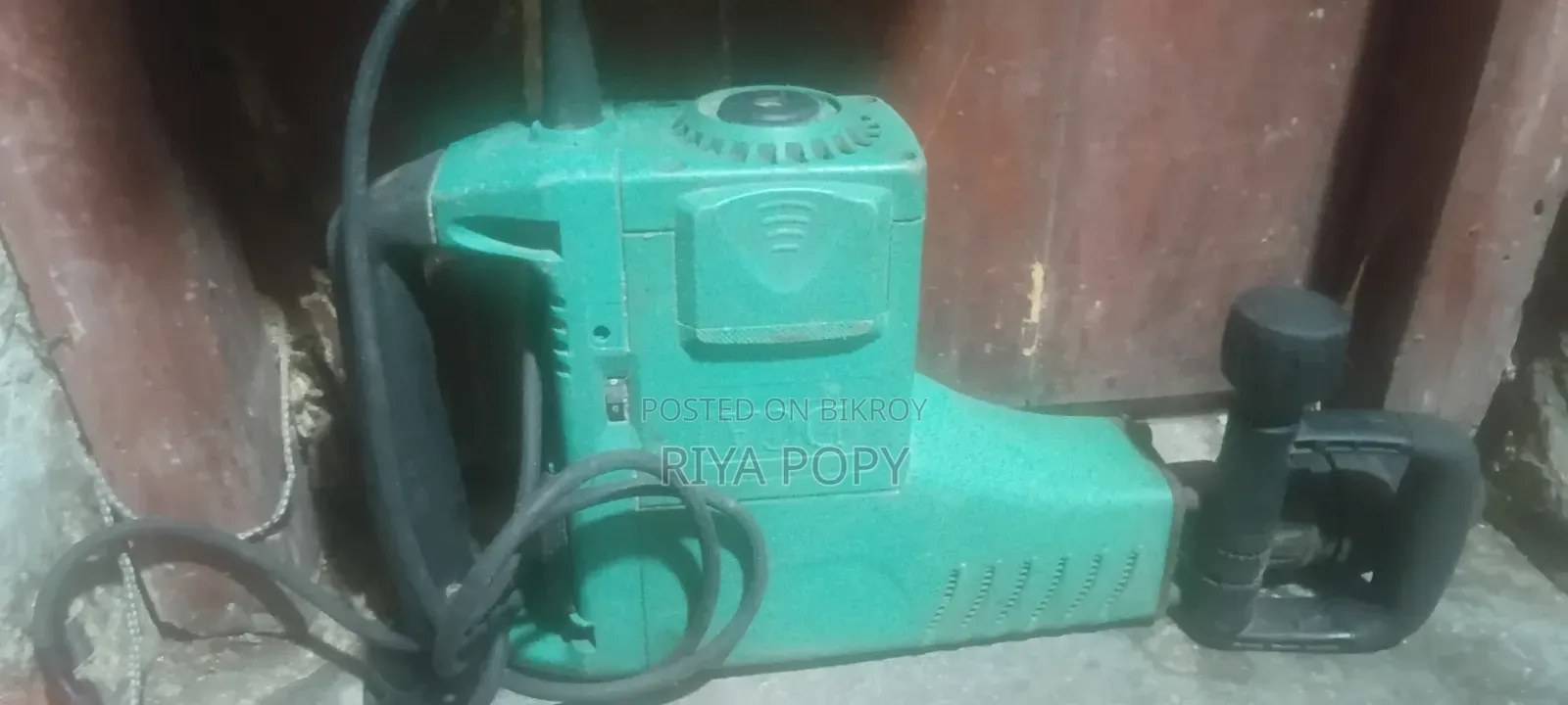 DCA AZG10 Demolition Hammer Model AZG10 Weight 10kg Power 1500W Running