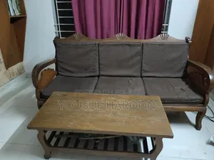 সুলভ মূল্যে সেগুন কাঠের সোফা ও ডাইনিং টেবিল বিক্রয় করা হবে