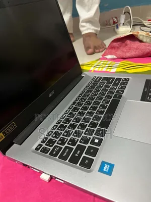 Laptop Acer Aspire 3 4GB Intel Celeron HDD+SSD 128GB