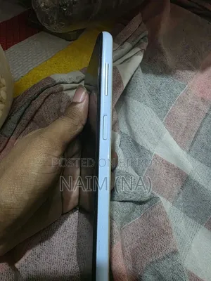 স্যামসাং গ্যালাক্সি এ১৩ ১২৮ জিবি নীল