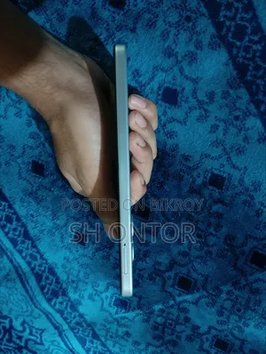 ইনফিনিক্স স্মার্ট ১০ ৬৪ জিবি হোয়াইট