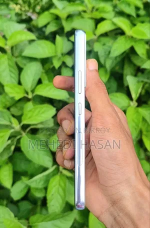 Samsung Galaxy S22 5G 256 GB White