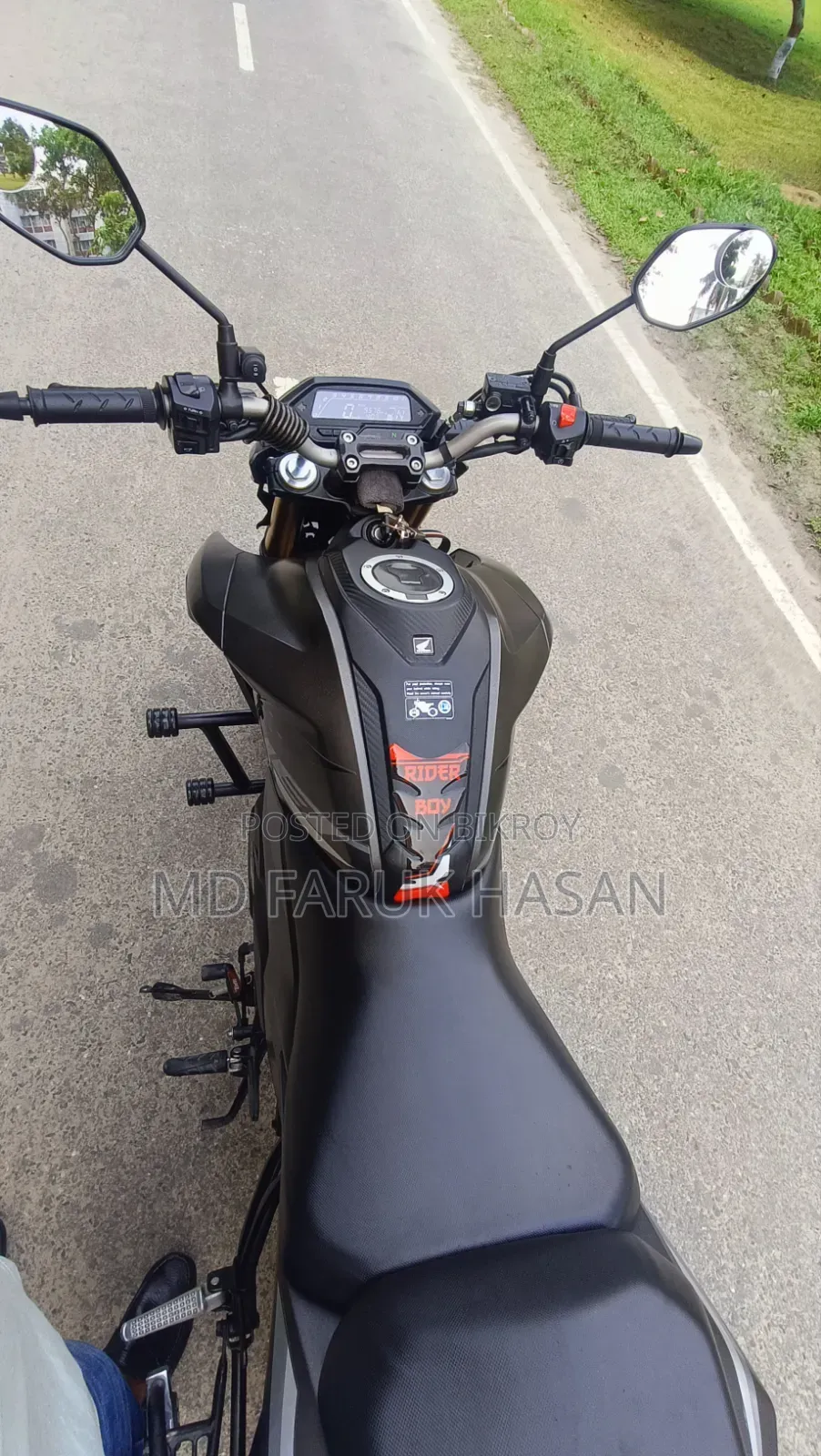 Honda Hornet 2.0 2025 Gray