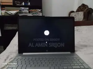 Laptop HP 15-dy2075tg 8GB Intel Core i3 SSD 256GB