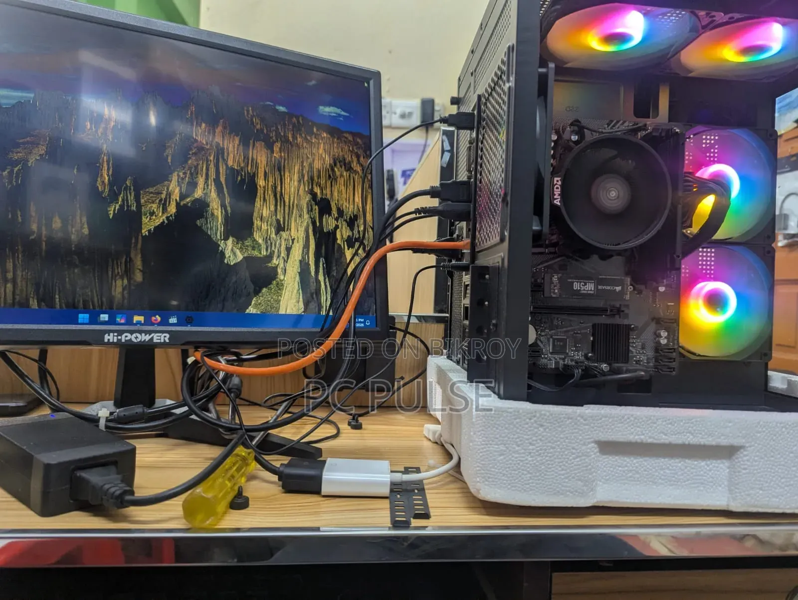 New Desktop Computer 8GB AMD Ryzen 5 SSD 256GB