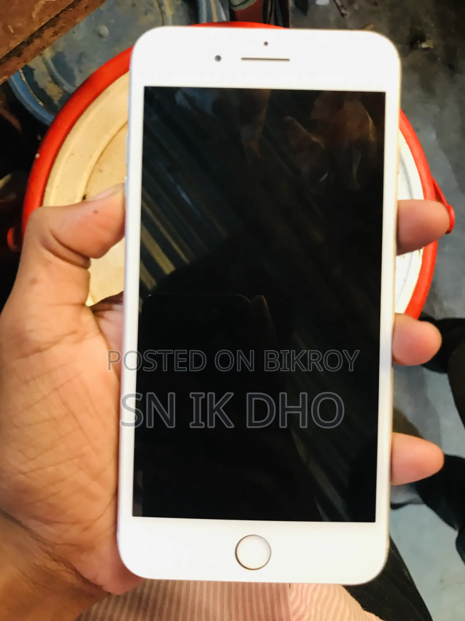 অ্যাপল আইফোন ৭ প্লাস ৩২ জিবি হোয়াইট