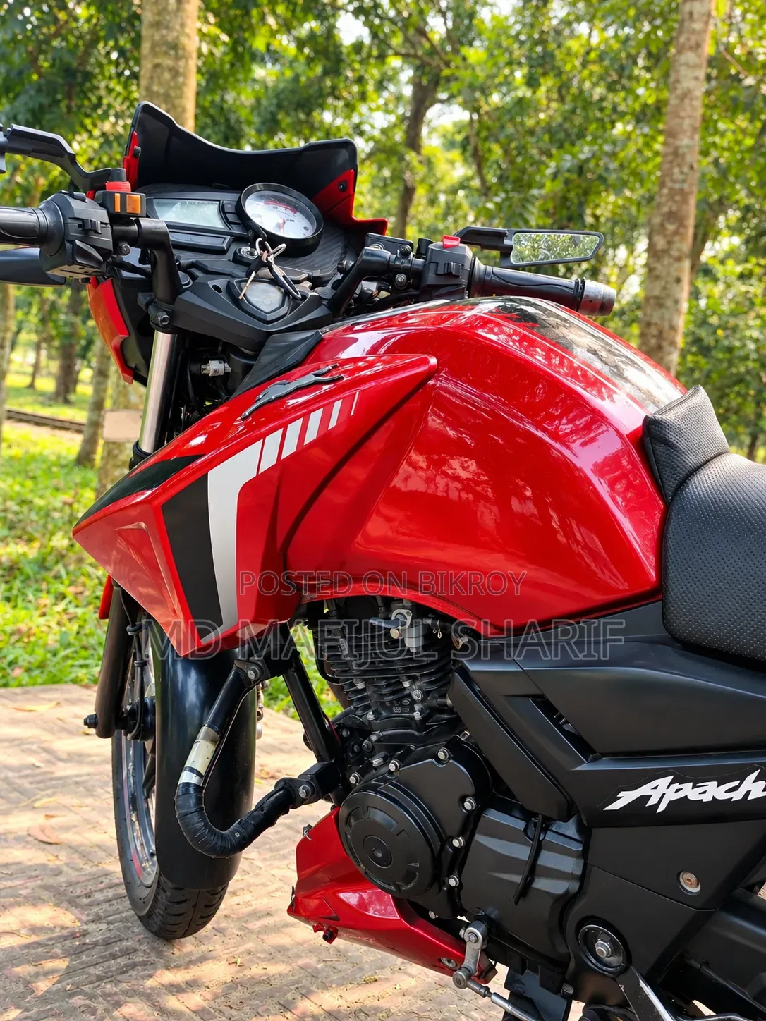 টিভিএস অ্যাপাচি ১৬০ ৪ভি ২০১৭ রেড