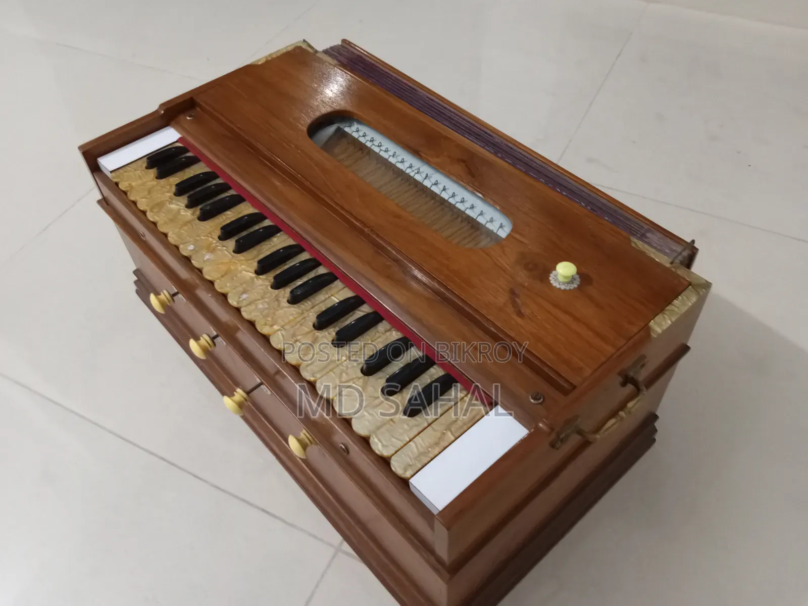 Teak Wood Harmonium