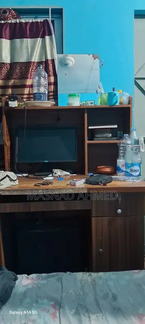 টেবিল ও খাট