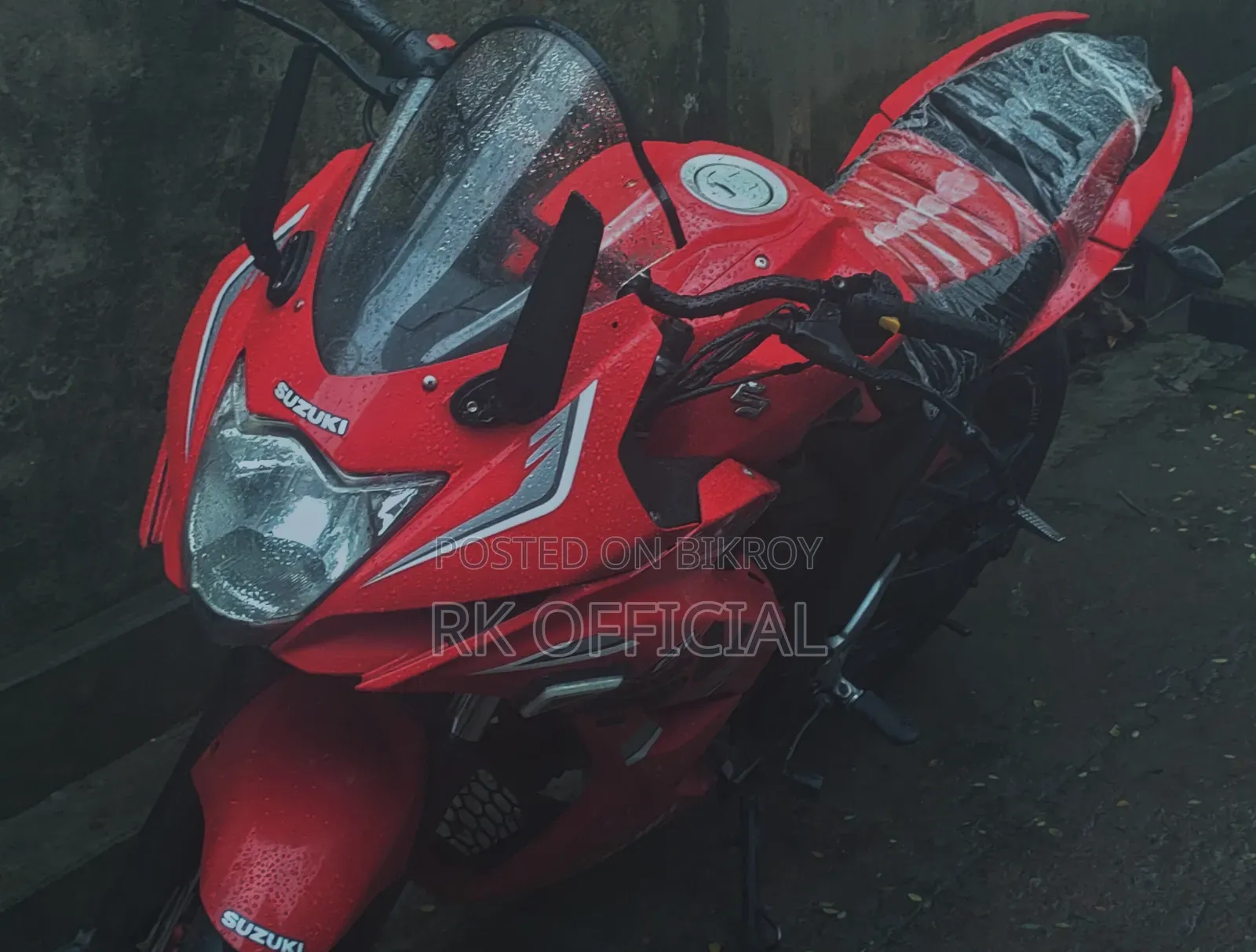 সুজুকি জিক্সার এসএফ ২০১৮ রেড
