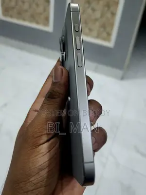 Apple iPhone 15 Pro 128 GB