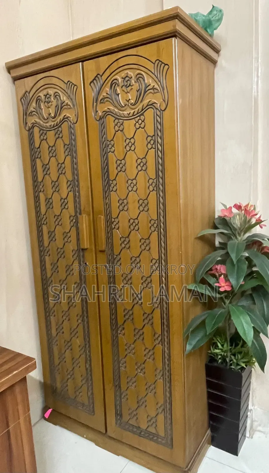 Almirah for Sell