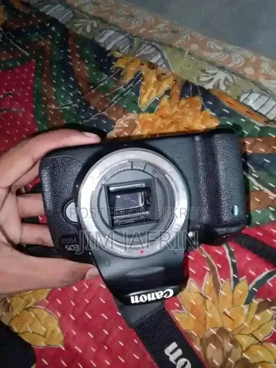 ক্যানন ৭০০ডি ক্যামেরা জরুরি বিক্রি