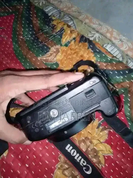 ক্যানন ৭০০ডি ক্যামেরা জরুরি বিক্রি