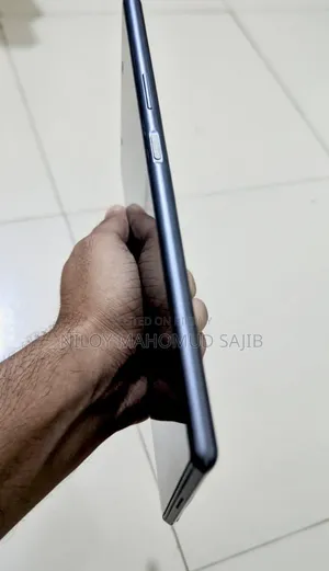 লেনোভো ট্যাব ৪ ৮ প্লাস ১৬ জিবি ব্ল্যাক