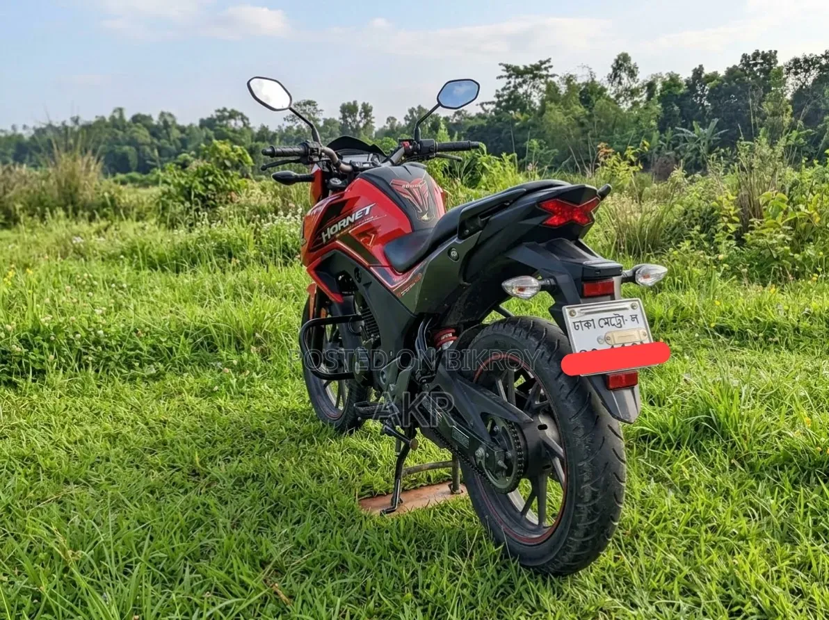 হোন্ডা হর্নেট ২০২১ রেড
