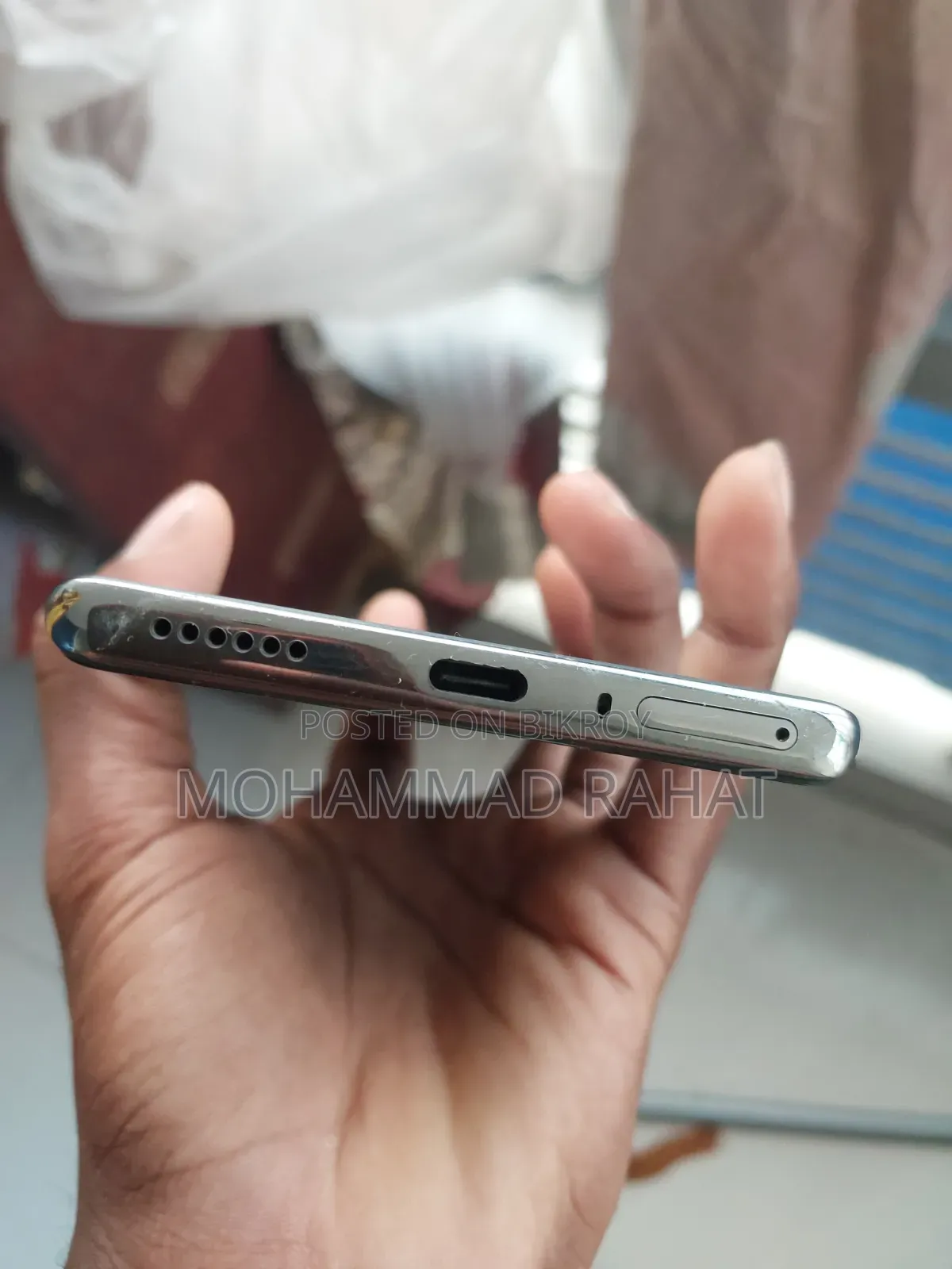 Infinix 256 GB Silver