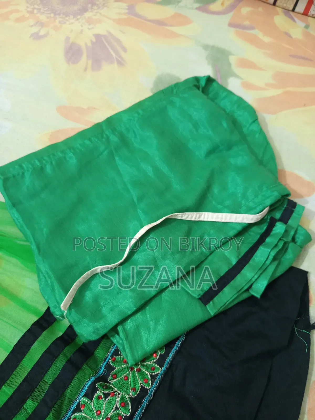 পার্টি গাউন