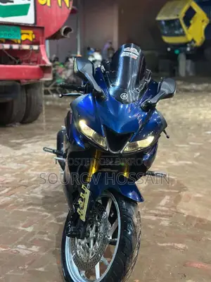 ইয়ামাহা আর১৫ ভি৩ ২০২১ ব্লু