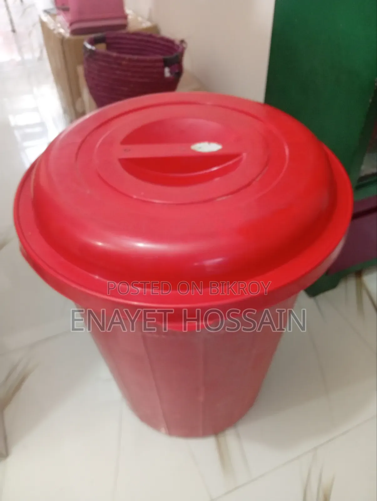 বিক্রির জন্য প্লাস্টিকের বালতি