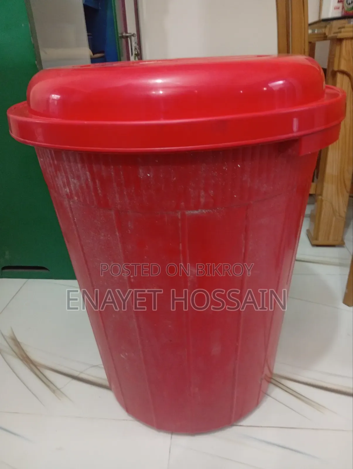 বিক্রির জন্য প্লাস্টিকের বালতি