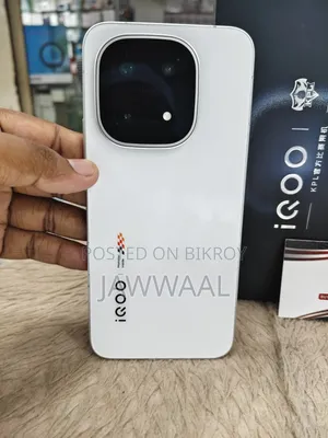 Vivo iQOO 15 256 GB White