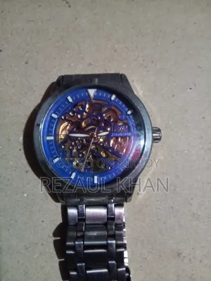 Original and beautiful wristwatch for sale – good condition.