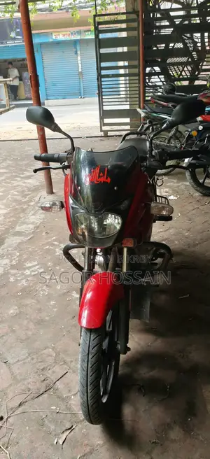 Bajaj Pulsar 150 2014 Red