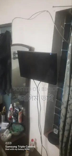 Samsung Wall Mount Monitor