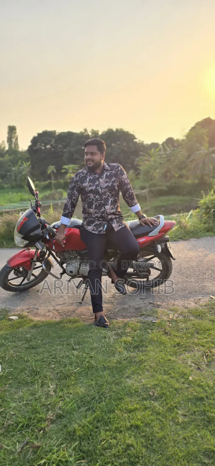 টিভিএস অ্যাপাচি আরটিআর ১৬০ ২ভি ২০১৬ লাল
