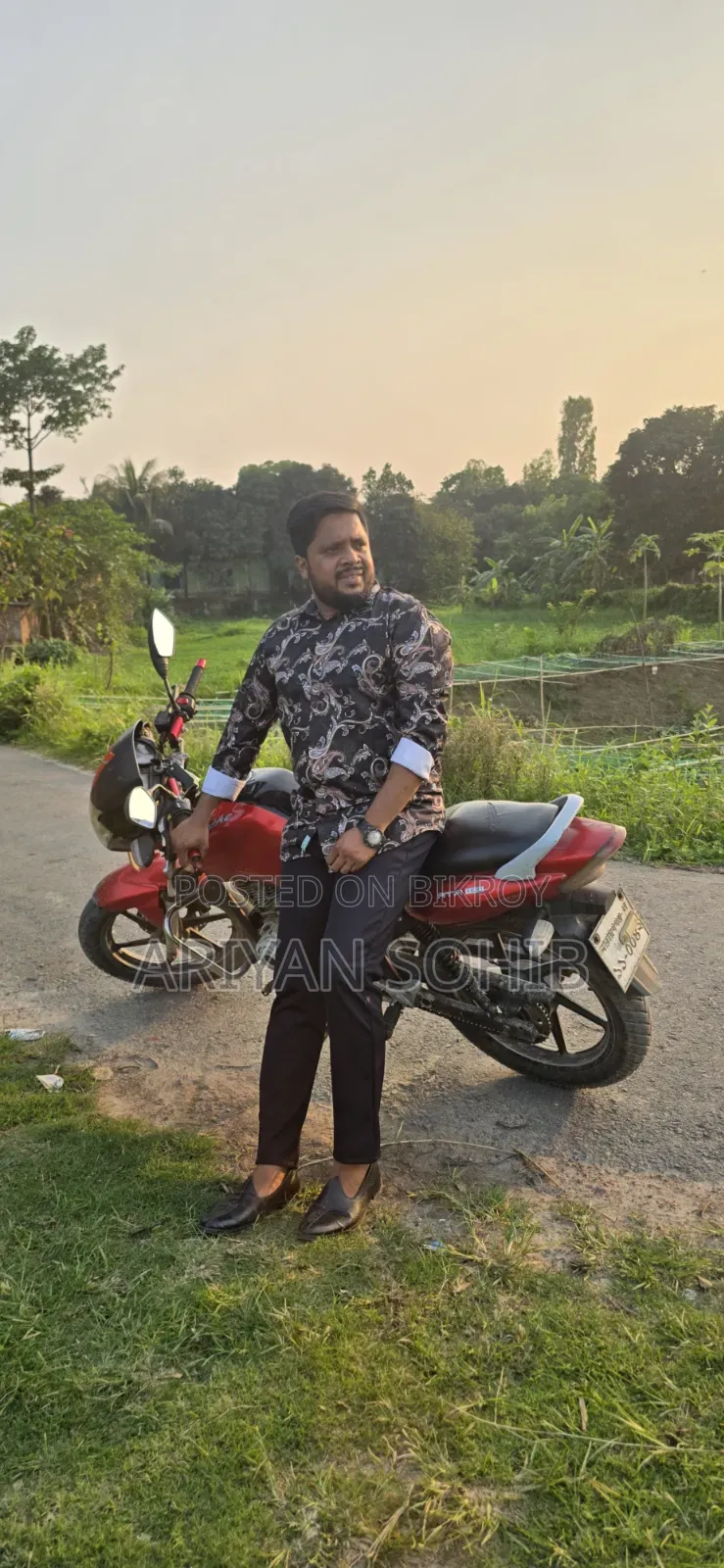 টিভিএস অ্যাপাচি আরটিআর ১৬০ ২ভি ২০১৬ লাল