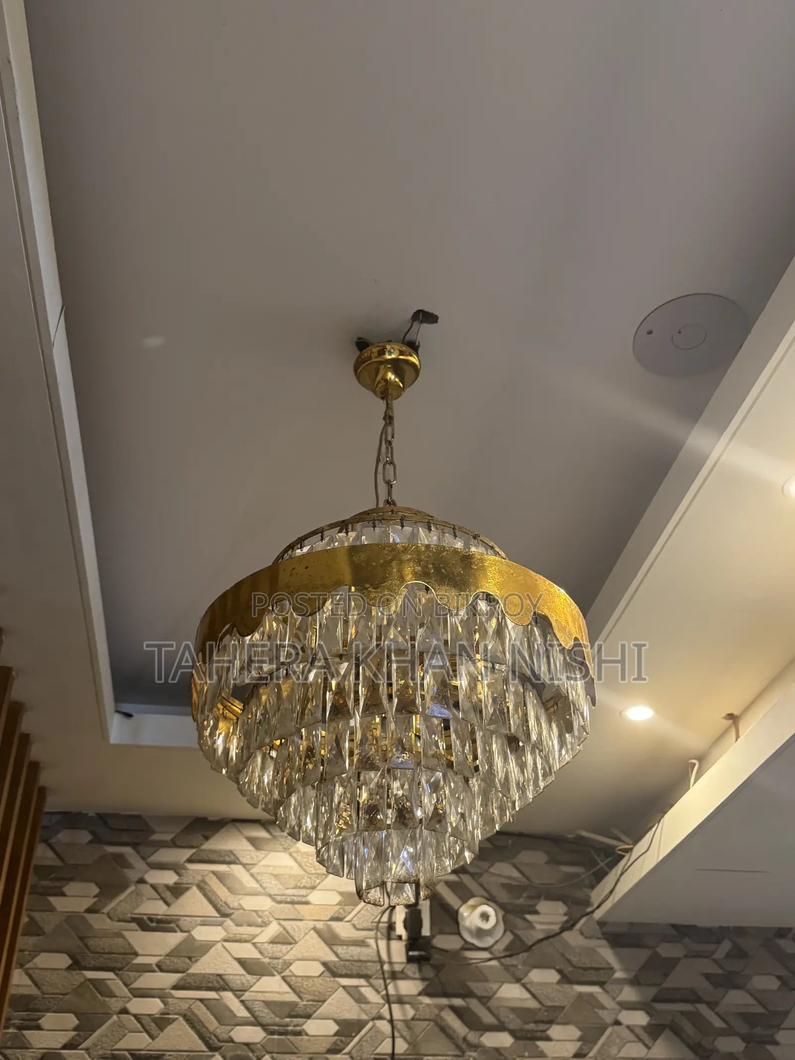 Beautiful Chandelier Light Used Only 6 Months if You Want