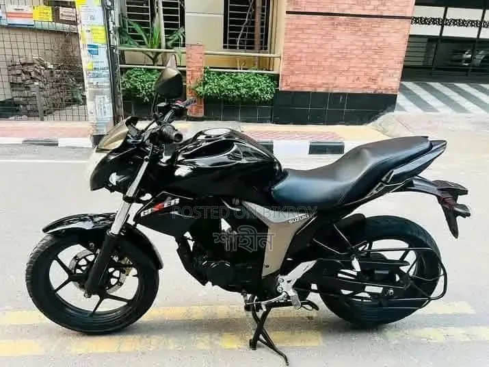 Suzuki Gixxer 2024 Black