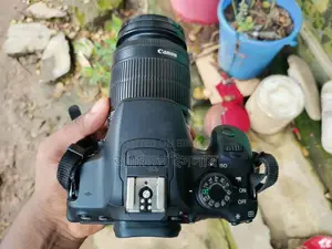 Canon Eos 700d