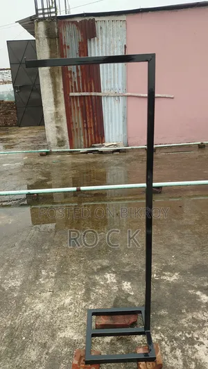 ক্লথ স্ট্যান্ড