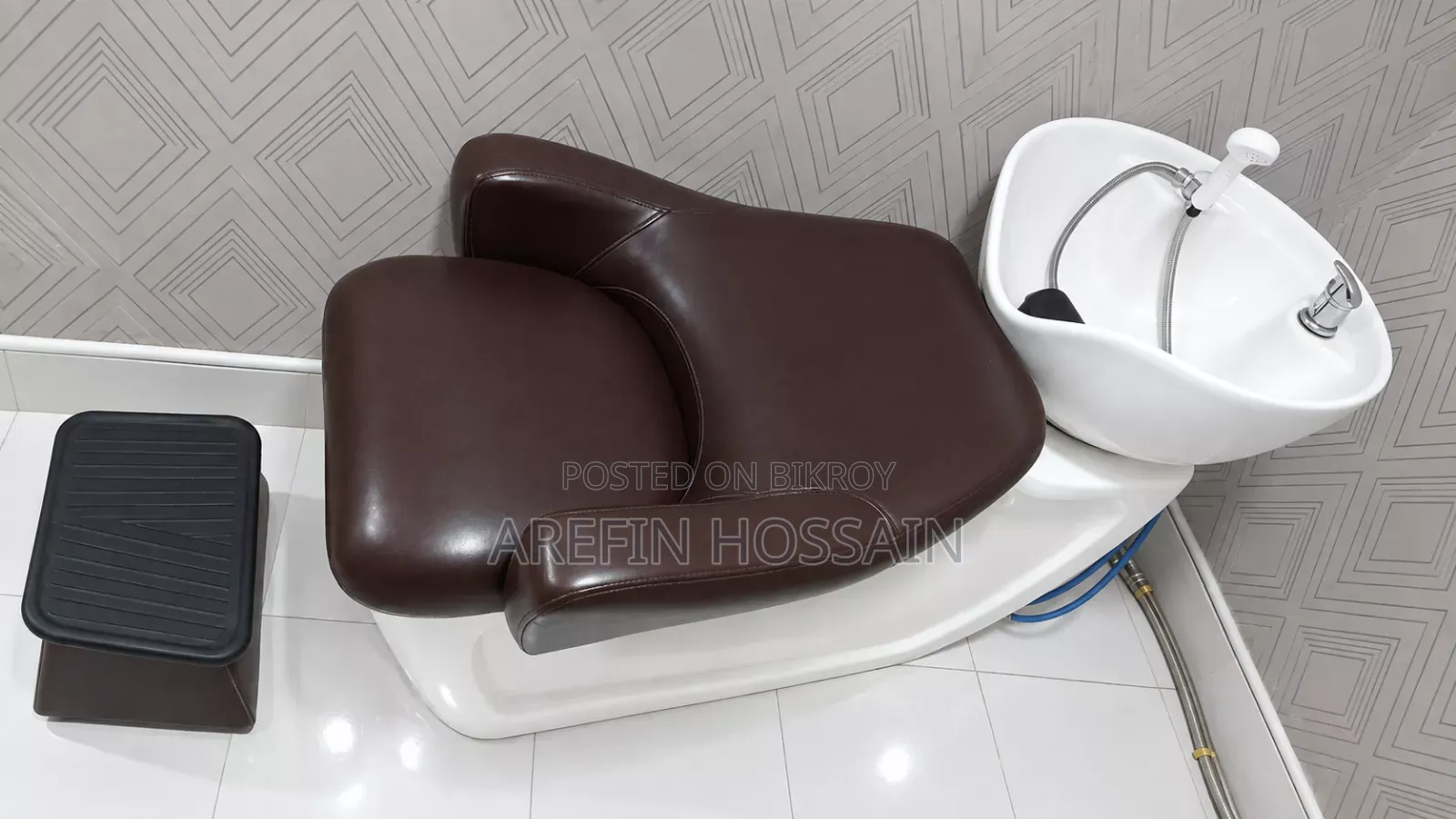 সি১০০১ শ্যাম্পু বেড (সাদা)
