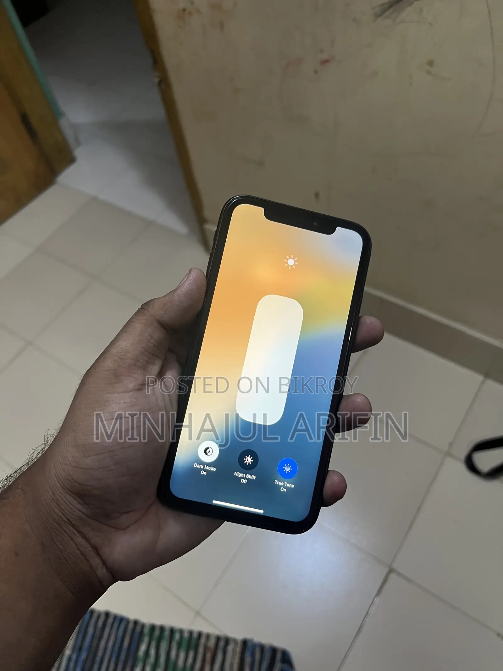 নতুন অ্যাপল আইফোন এক্সআর ৬৪ জিবি কালো