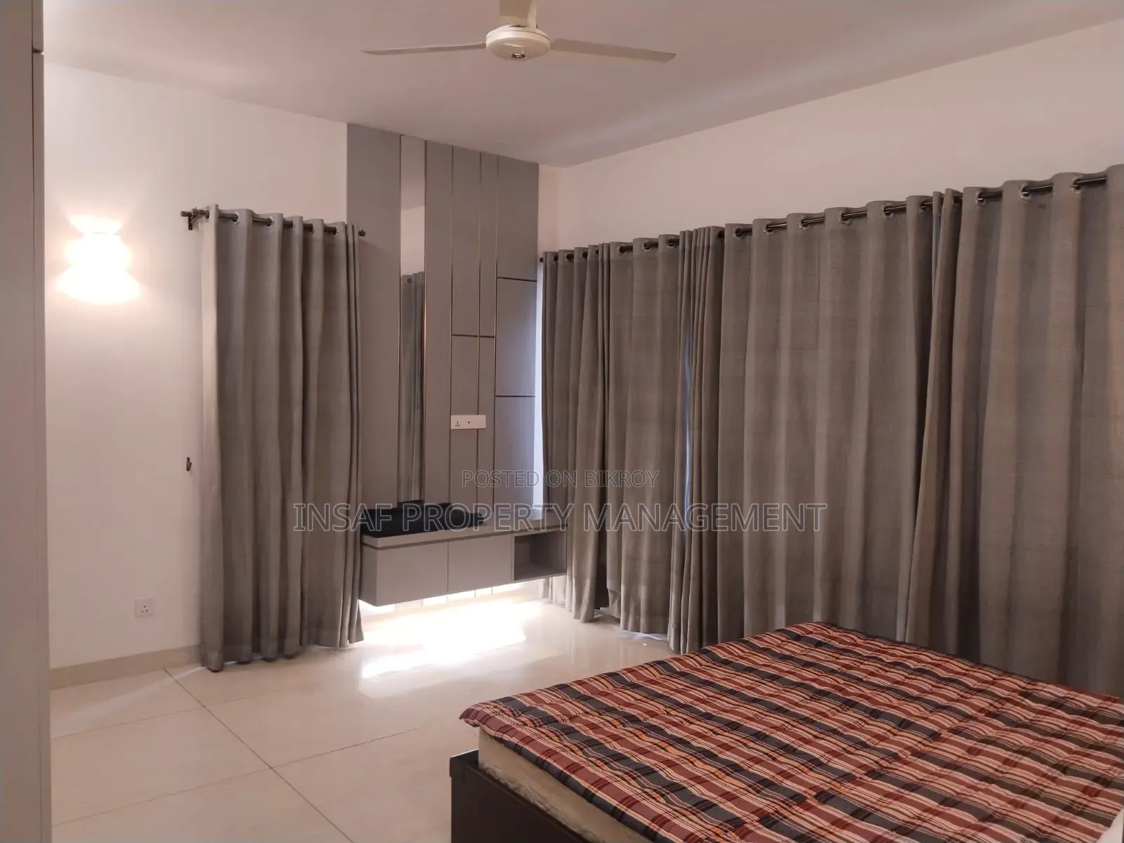 গুলশানে ভাড়ার জন্য আসবাবপত্রসহ ৩ বেডরুমের অ্যাপার্টমেন্ট