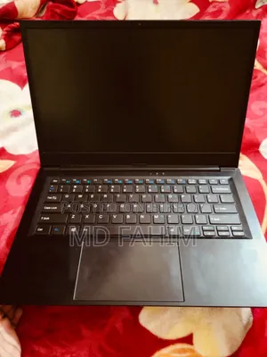 Laptop 8GB Intel Core i3 SSD 512GB