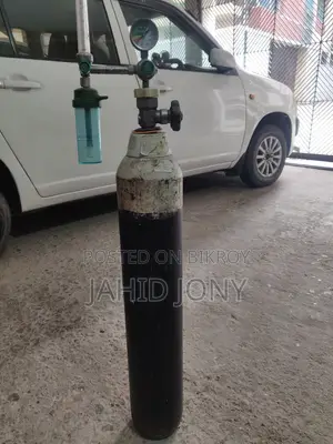 লিন্ডে মেডিকেল অক্সিজেন সিলিন্ডার সেট