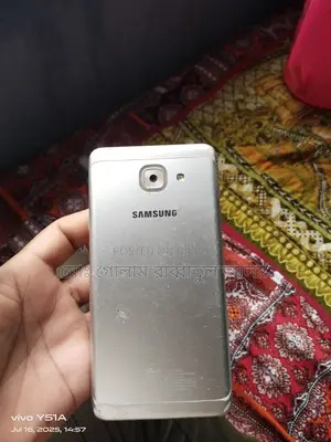 Samsung Galaxy J7 Max 32 GB Gold