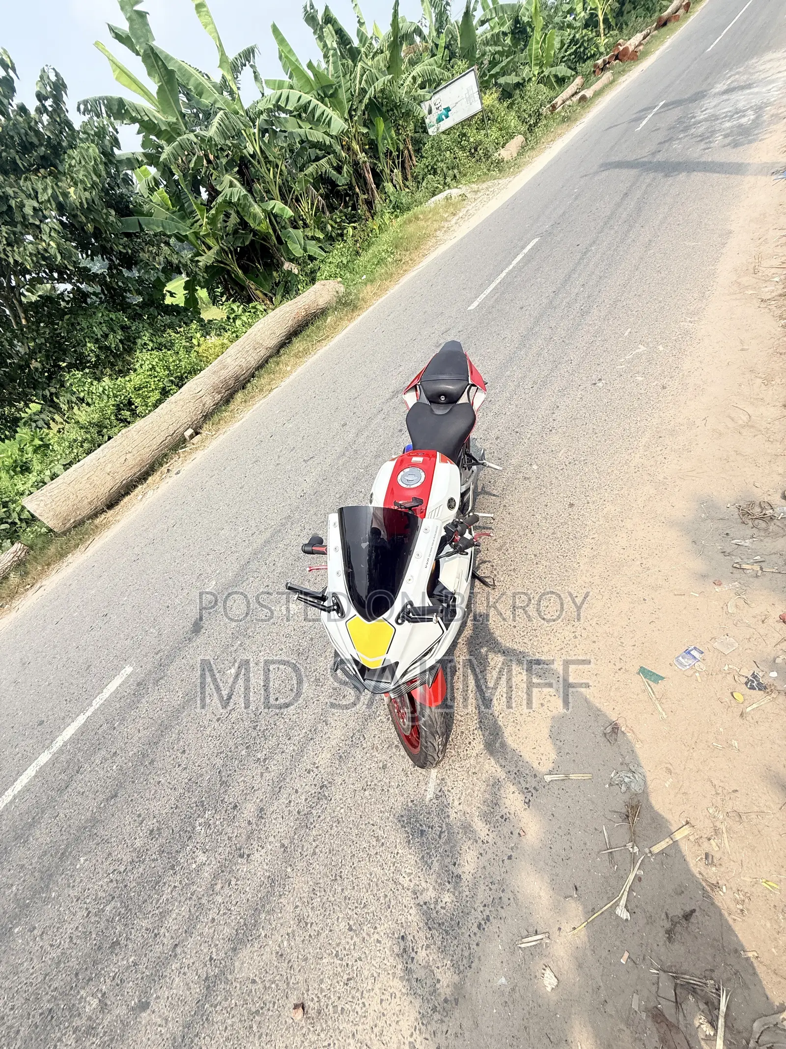 Yamaha R15M 2022 White