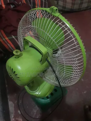 Walton Rechargeable Fan 12inch