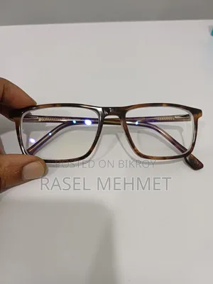 Premium Glasses with Brand New and Unused ZEISS Progressive Lenses