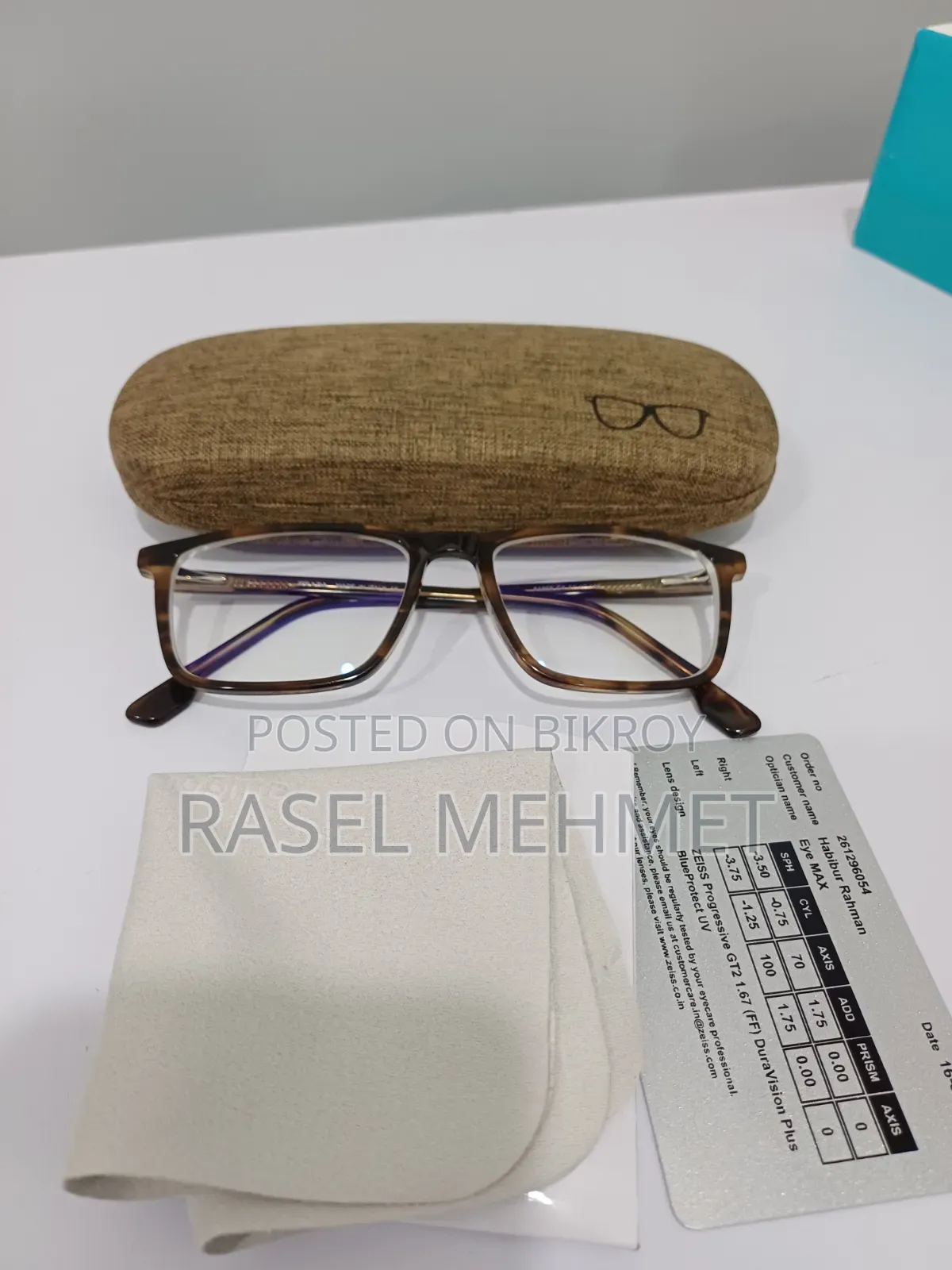 Premium Glasses with Brand New and Unused ZEISS Progressive Lenses