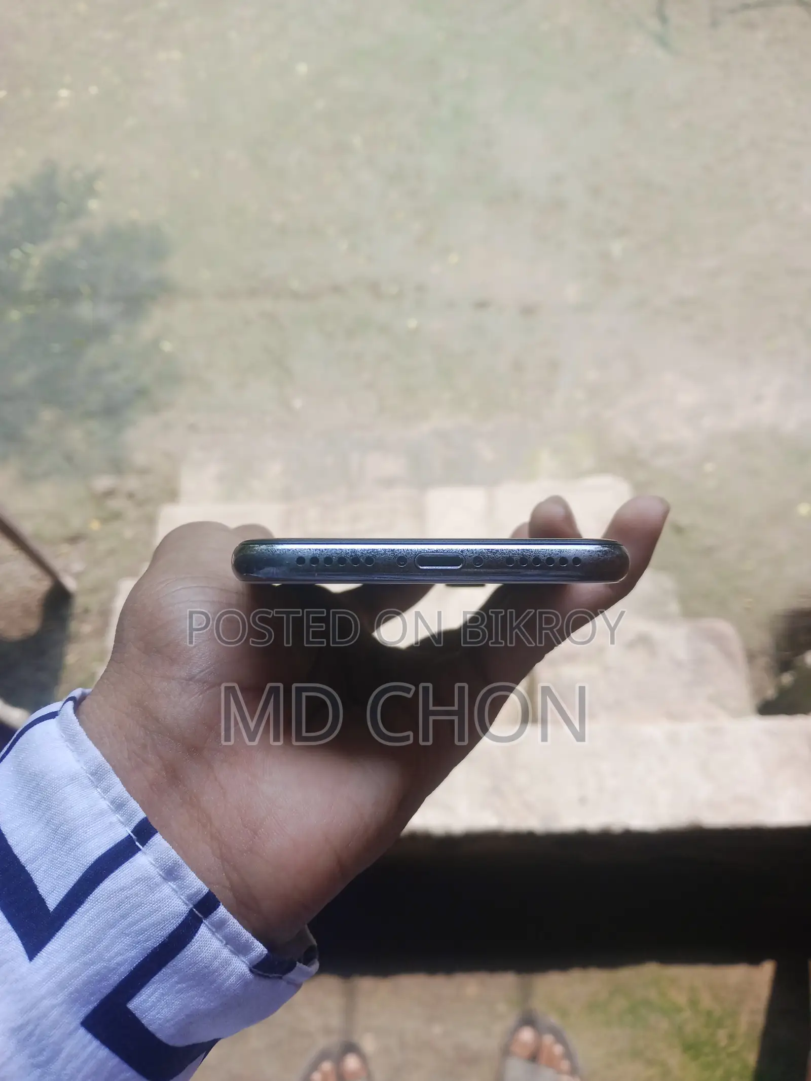 অ্যাপল আইফোন এক্স ২৫৬ জিবি হোয়াইট