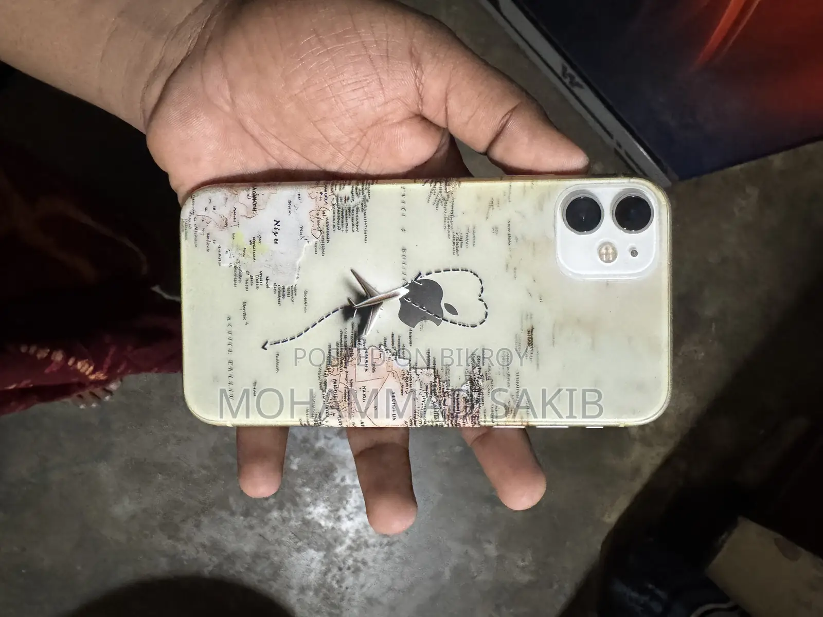 অ্যাপল আইফোন ১১ ৬৪ জিবি হোয়াইট